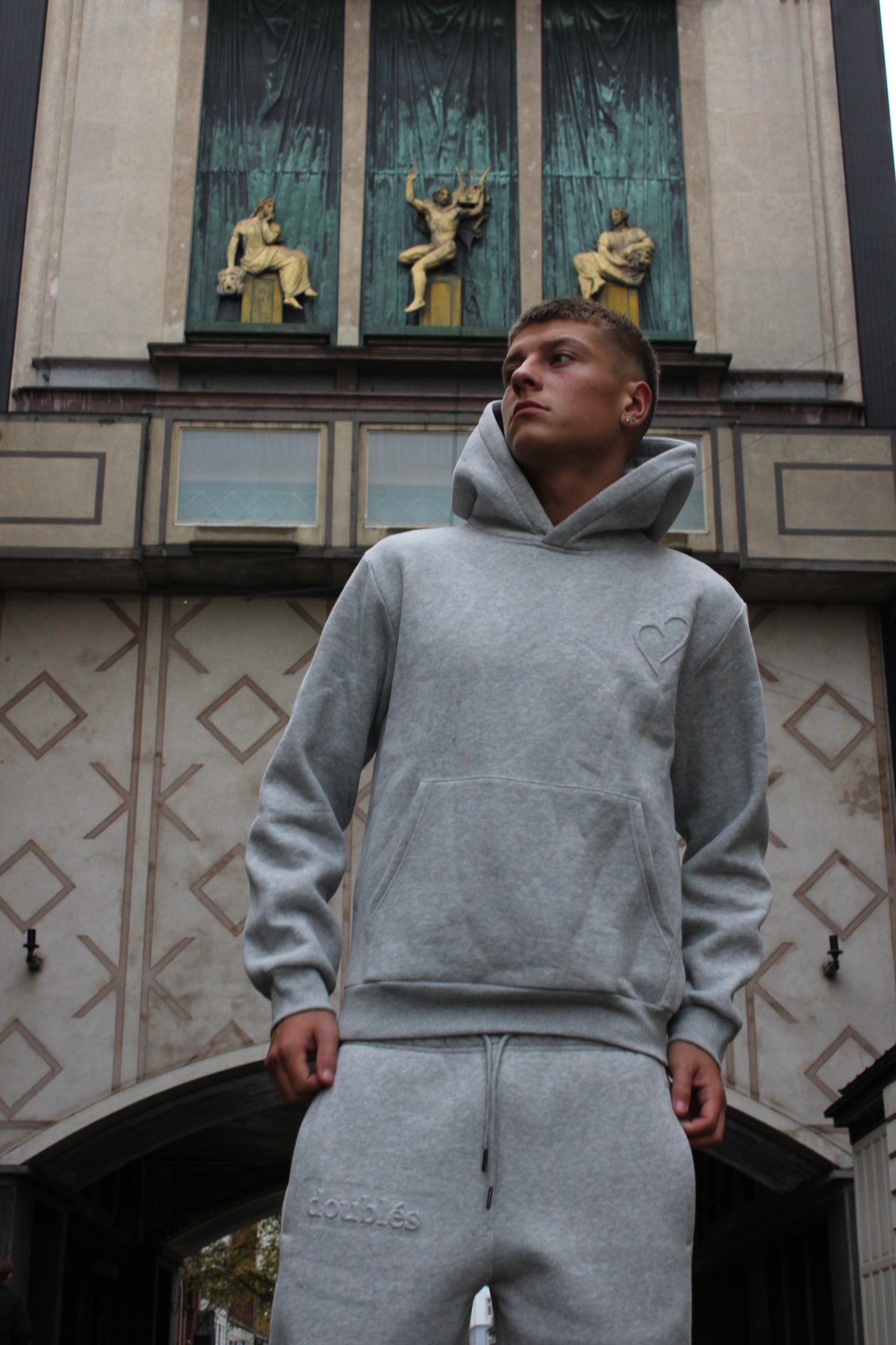 Joggingsæt (Hoodie & Bukser) Lysegrå