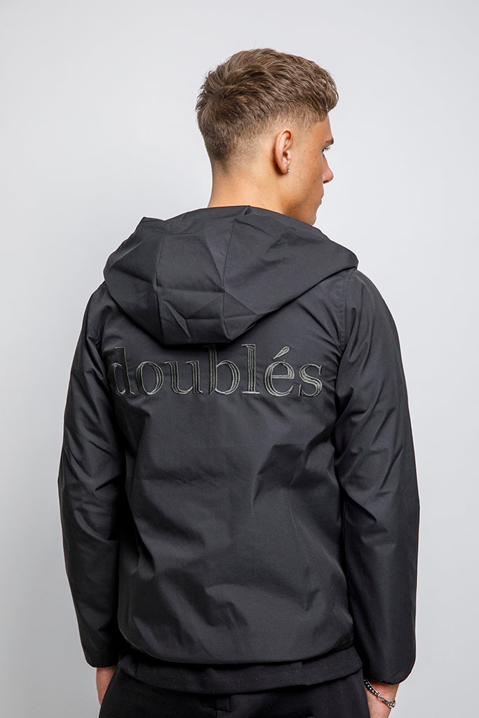 Windjacket med Logo bagpå Sort