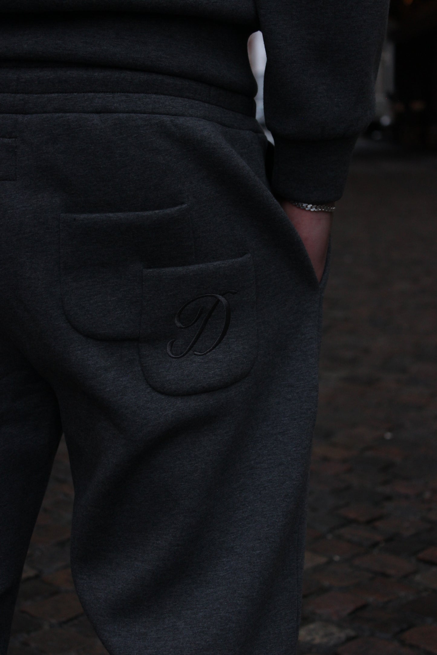 Rocky Grey Cloud Joggingbukser med Embroidery