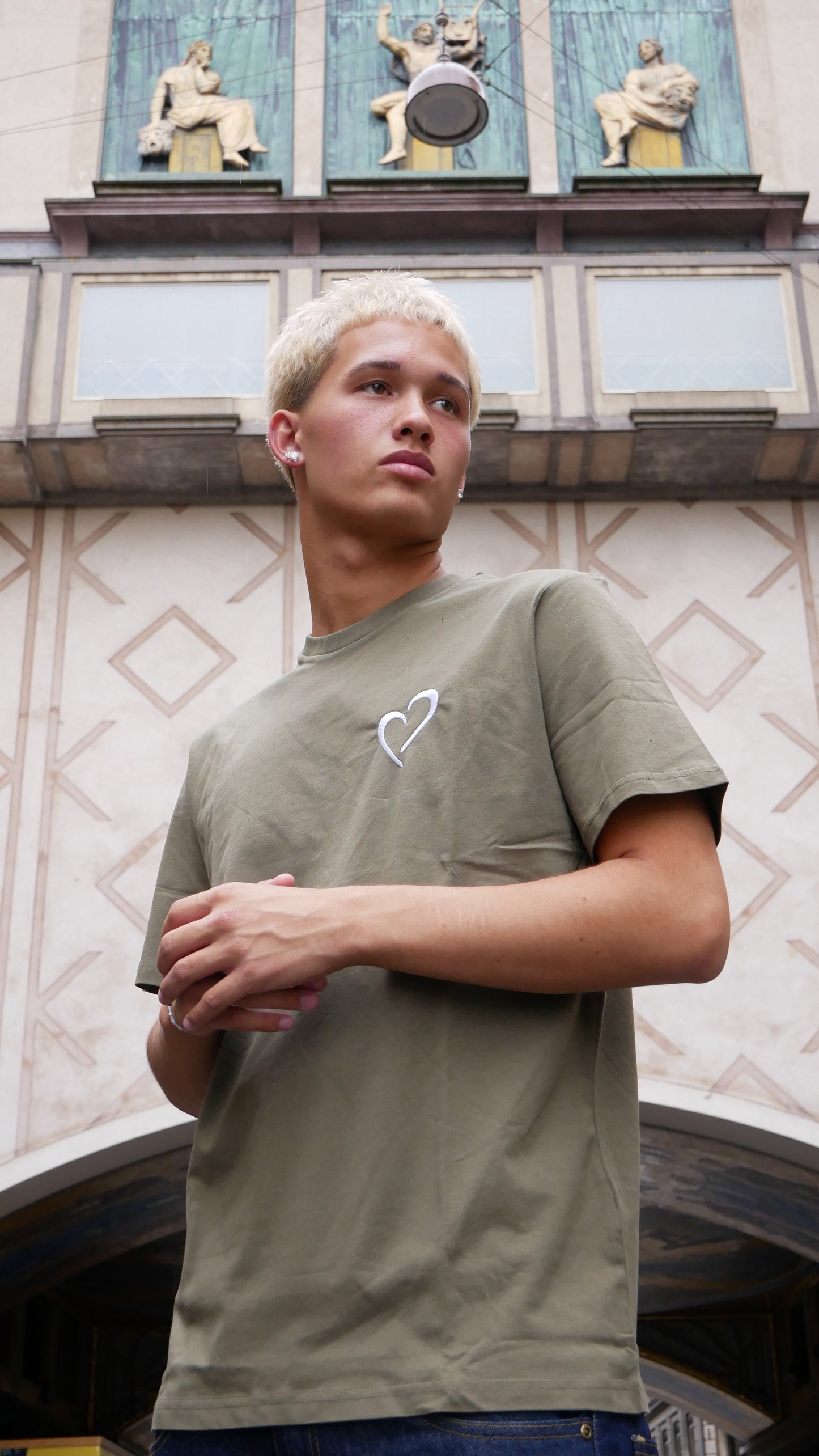Signature T-Shirt with white heart - Green